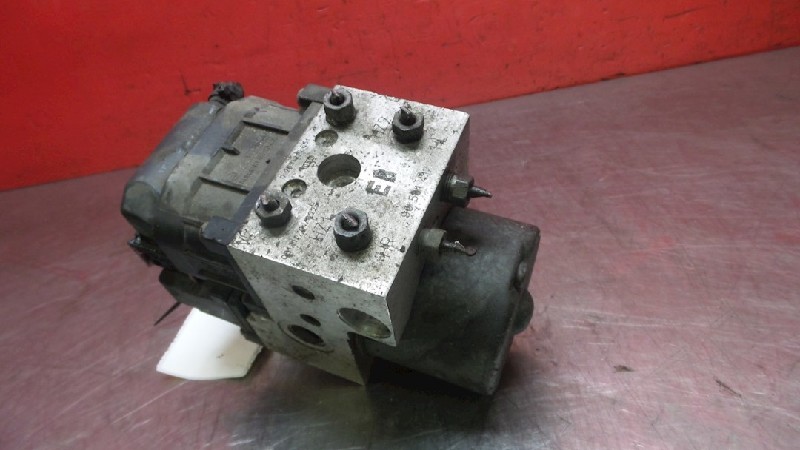 Foto 3 van ABS PUMPE Opel Astra G Caravan (F35) 2000 0273004362 / 972070
