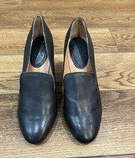 Latigo Women  s Black Slip-On Round Toe Block Heel Pumps Size 7M