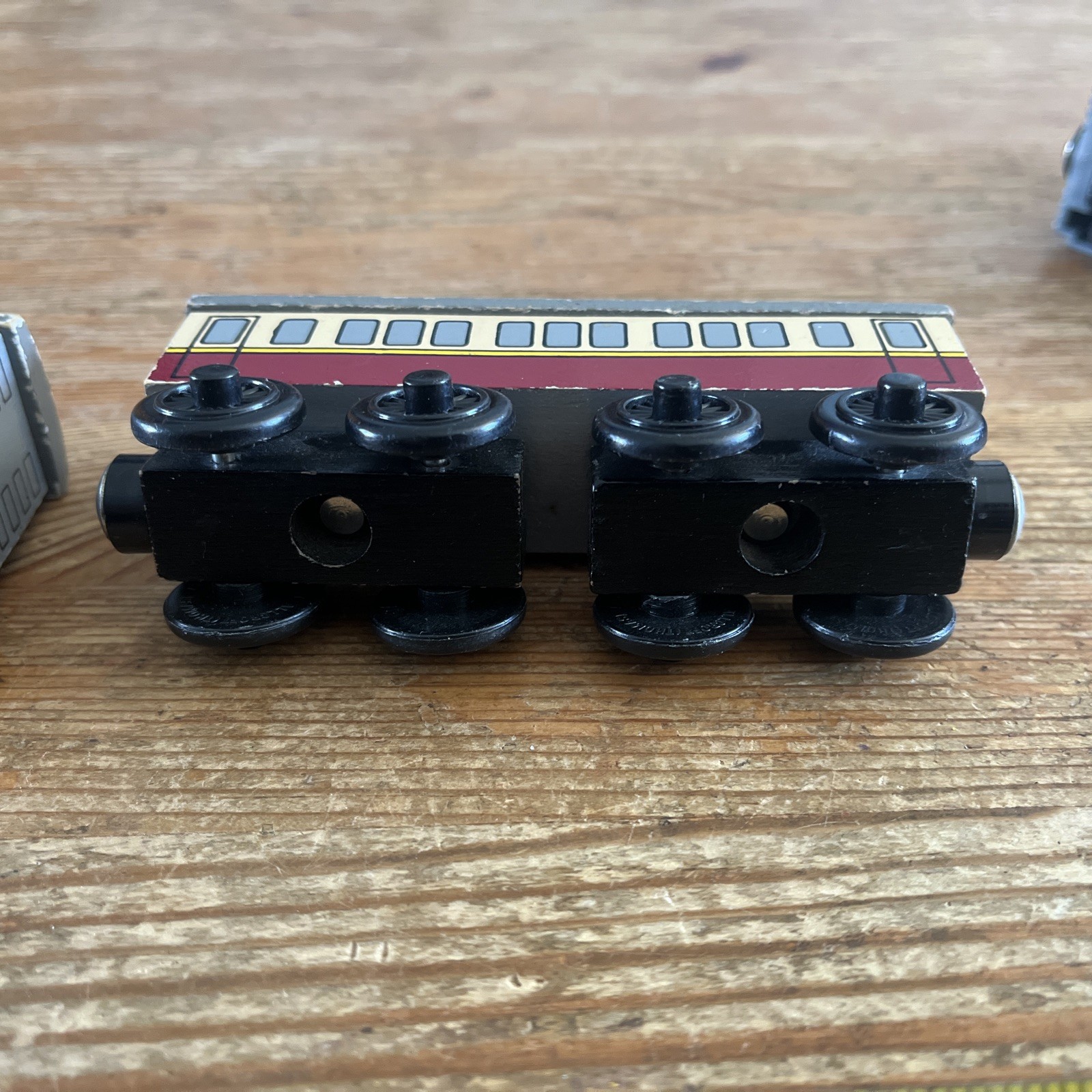 Thomas the Tank Engine & Friends Wooden Railway Train Express Coach Set of 2 thumbnail 8