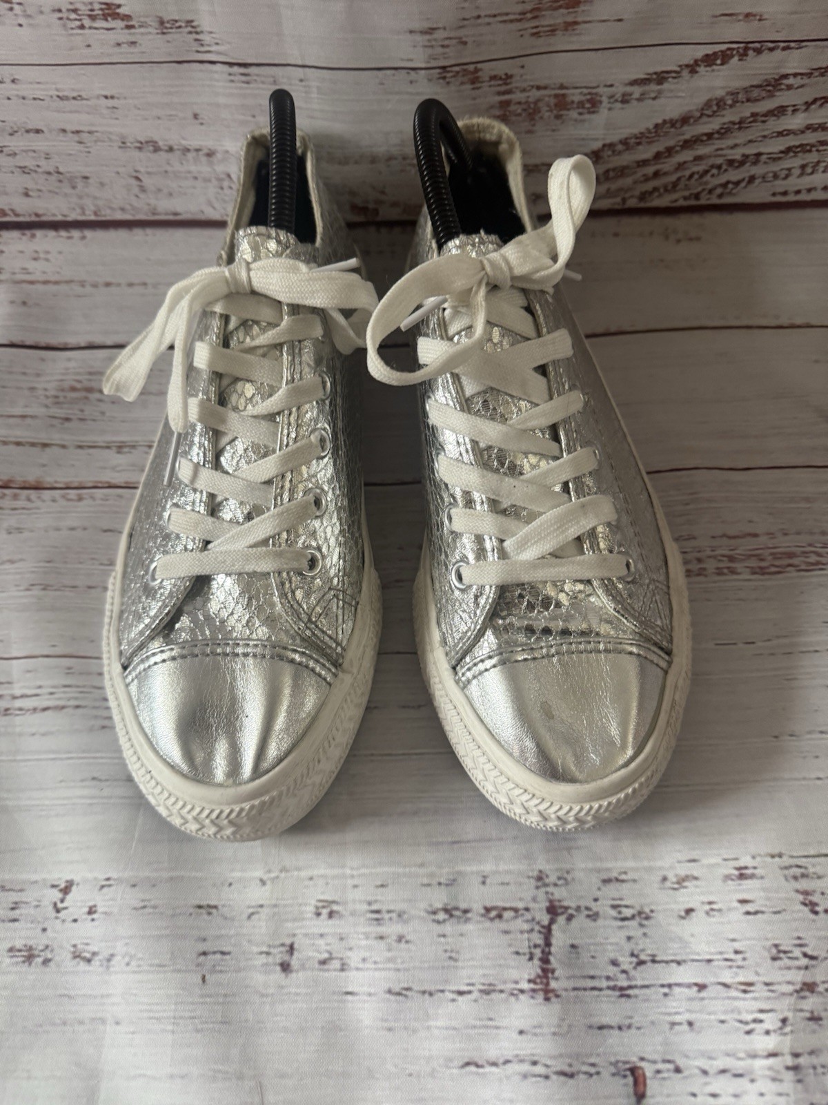 Claudia Ghizzani silver metallic snake print trainers size 6 image 2