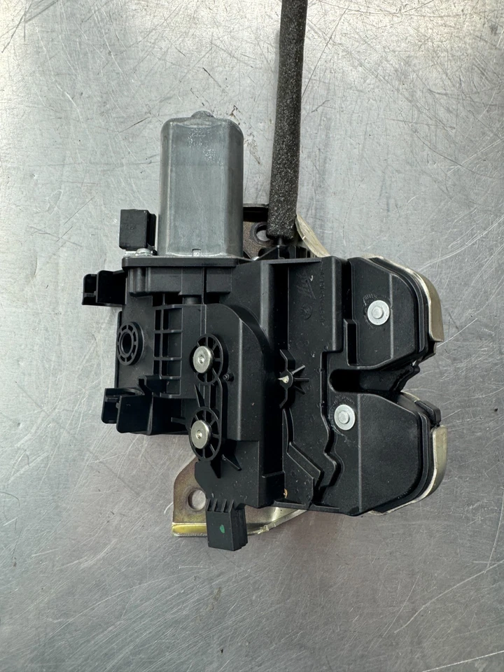 Porsche Panamera 2010-2016 cierre superior del maletero actuador OEM 97051205303 Foto 4 de 4