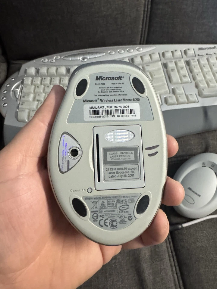 Microsoft Wireless Laser Desktop Ergonomic Curve Keyboard & Mouse 6000, Mac - Image 2 of 4