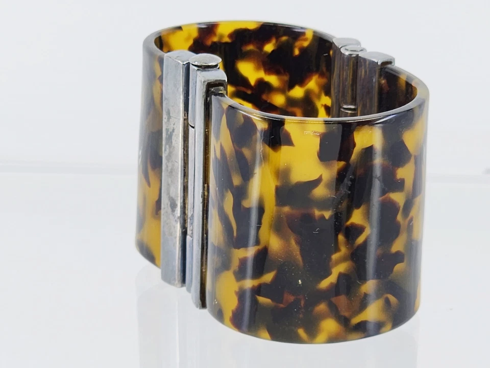 VTG. 80's RALPH LAUREN TORTOISE RESIN 44 mm WIDE PULL PIN HINGED BANGLE BRACELET - Image 4 of 4