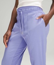 LULULEMON Dance Studio Mid Rise Crop Pants Womens Size 8 Lilac Drawstring