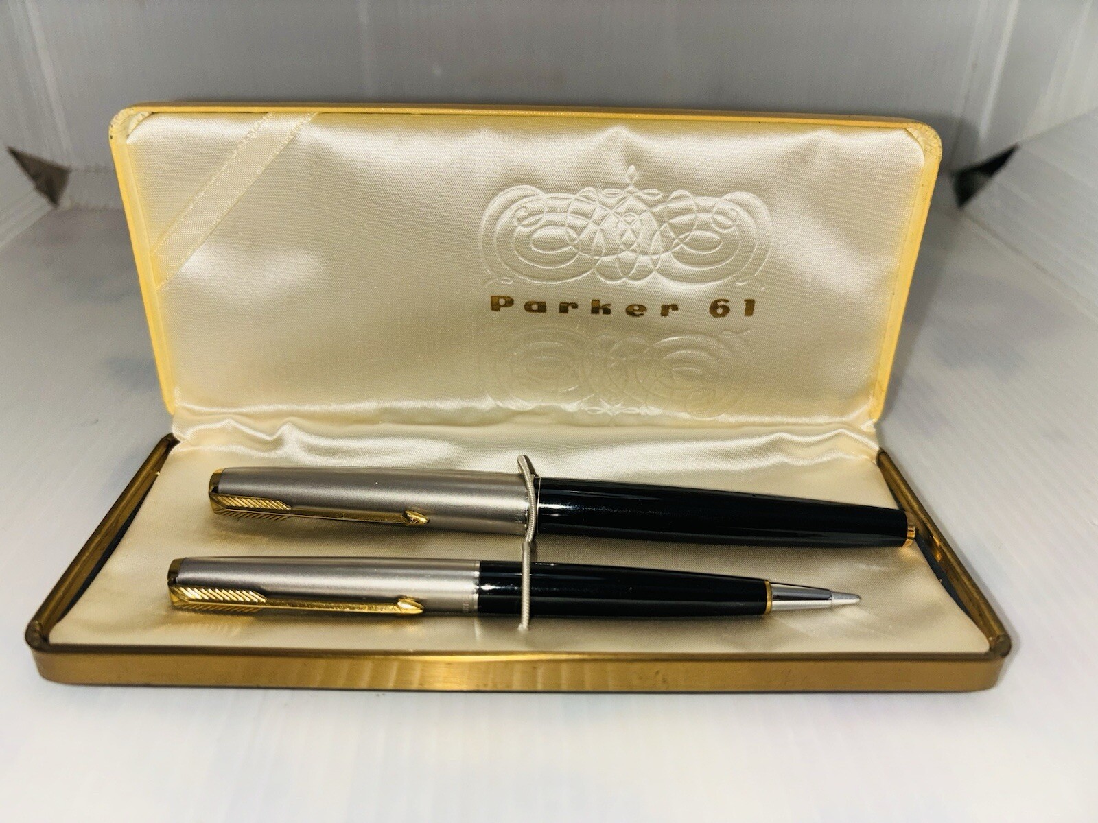 Vintage Parker 61 Fountain Pen & Mechanical Pencil Set w/Original Box Collectors