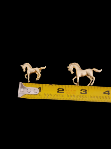 Set of 2 Horse & Colt Scatter Pin Brooch Brushed Gold Tone Fashion Jewelry - Picture 4 of 7