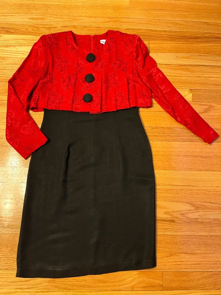 Vintage 80s Dress USA-'ULTRA DRESS' LABEL- Red & BLACK BUTTON/CROP TOP-6P - Image 4 of 4