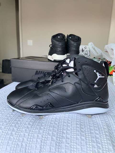 jordan retro 13 baseball cleats