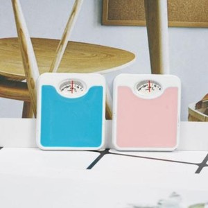 Dollhouse Miniature Bathroom Weight Scale 1:12 size