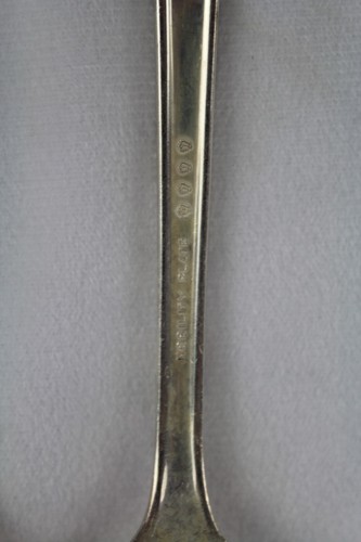 Oneida Nobility "Royal Rose" Grille Forks Set of 4 - Picture 3 of 3