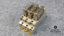 3 x 28Y7W3 Relais / OMRON G2R-1-SN Steckrelais