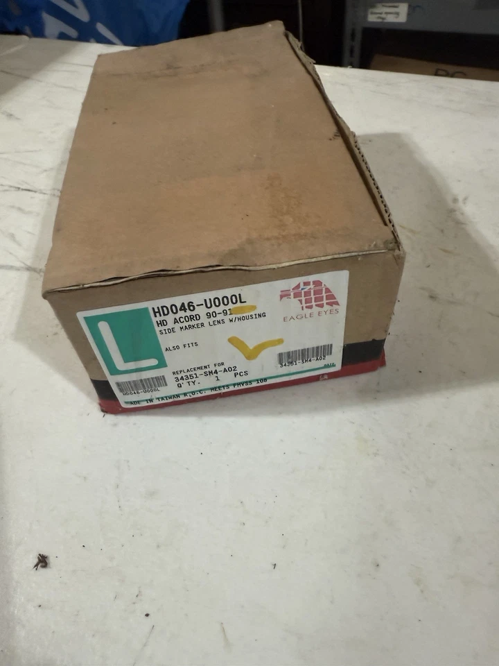 Luz de estacionamiento/marcador lateral Eagle Eyes 1630612 para Honda Accord 1990-1991 Foto 4 de 4