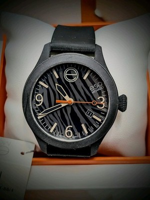 MOVADO ESQ Men's 40mm Swiss NIB OEM With Boxes & Papers 
