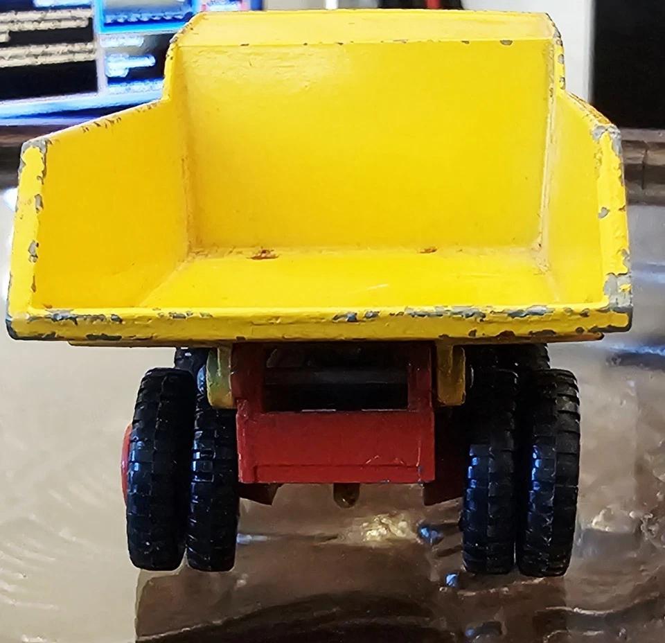 Vintage 1960s Lesney Matchbox King Size Scammell Tipper Truck - Image 4 of 4