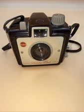   KODAK Brownie Holiday Flash Camera - 1950's Camera Working Shutter  345