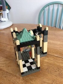 LEGO 4704 Harry Potter: Socerer's Stone The Chamber of the Winged Keys Complete