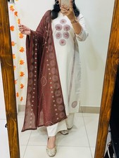 Women's White Cotton Kurta Pant Dupatta Set Printed Ethnic Suit