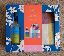 Joules Ladies Cosy Scarf and Fragrance Body Mist Spray 200ml Gift Box Set