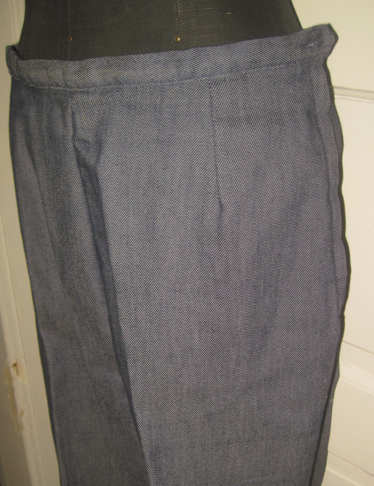 Picture 1 of 5
