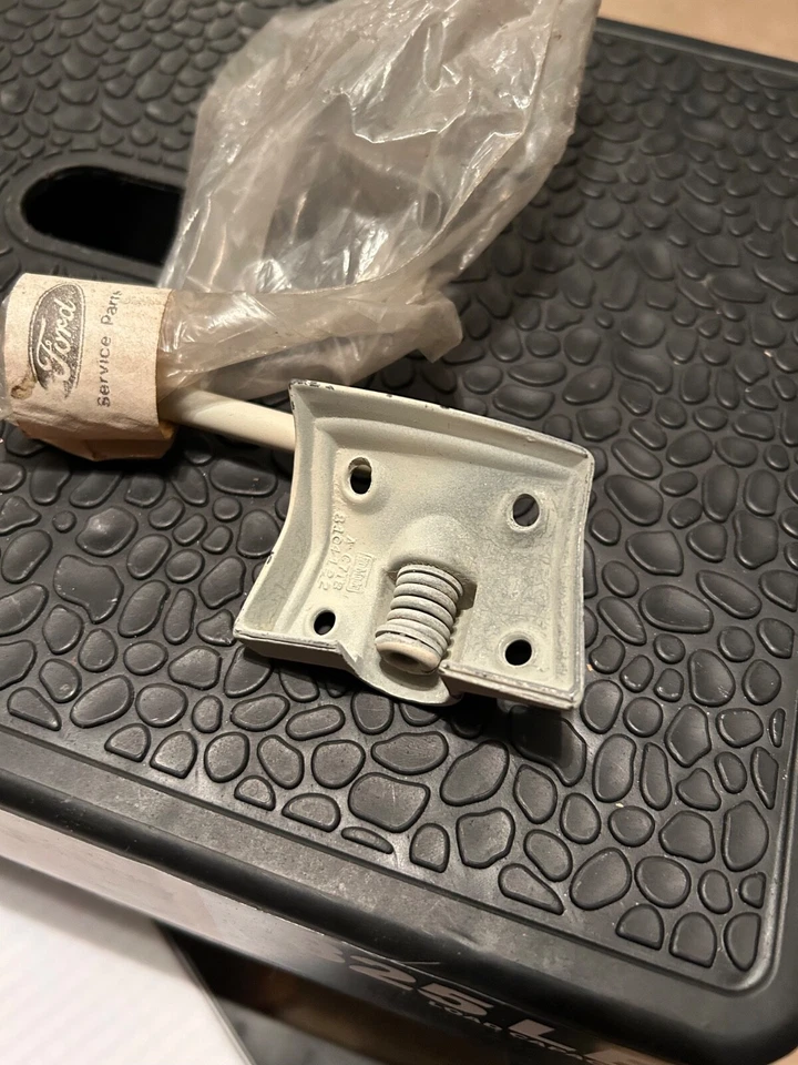 Camioneta Ford 1967 1972 soporte para parasol camioneta pickup 1968 1969 1970 1971 F100 nueva como nueva Foto 3 de 4