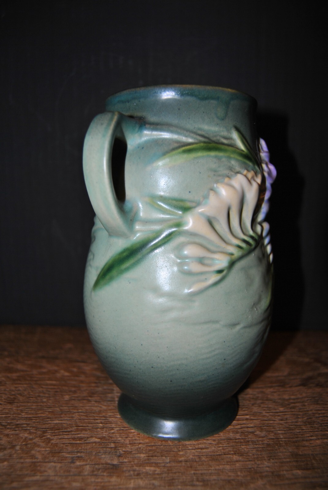 Roseville Green Freesia Vase 1207" eBay