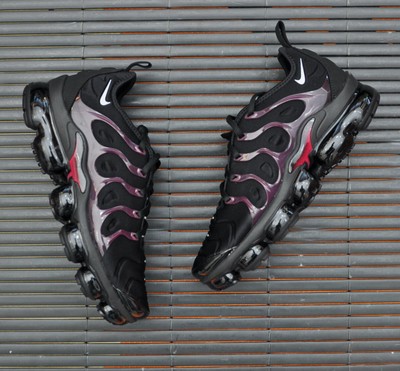 nike air vapormax plus noble red