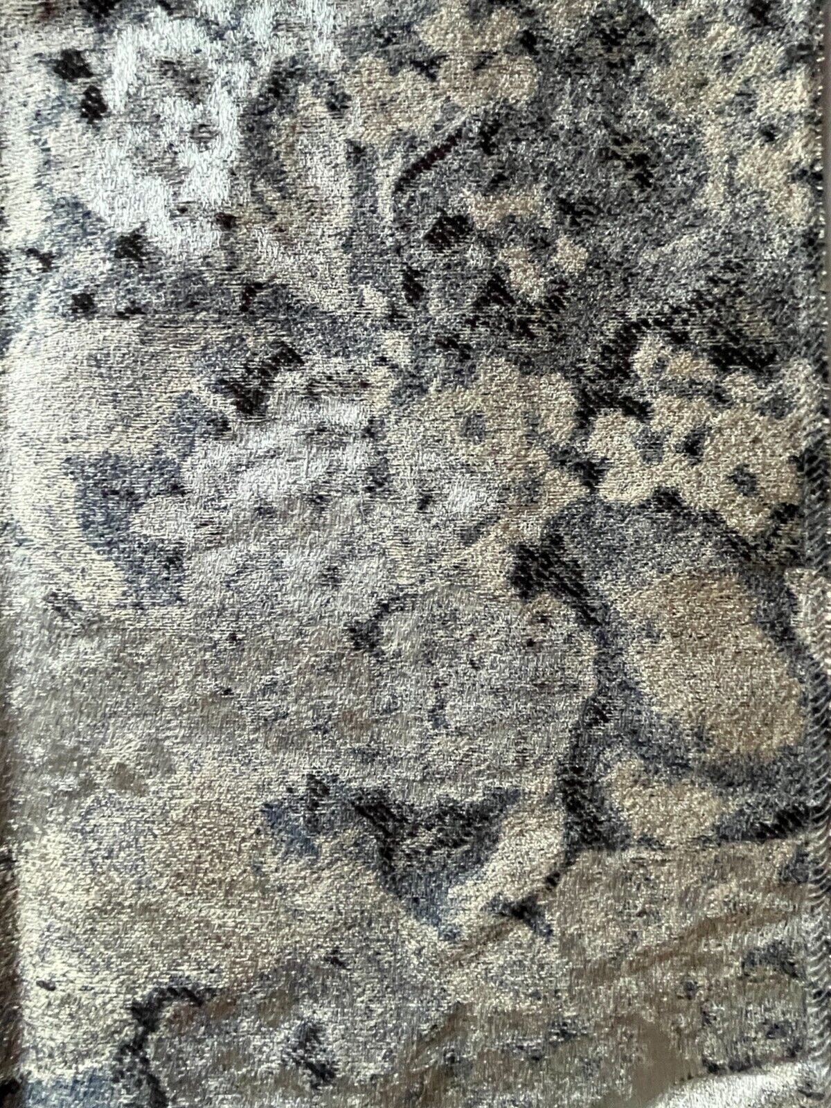 Picture 1 of 3