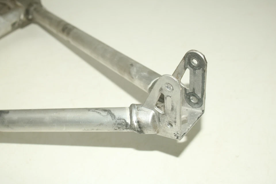 2009 Ski-doo Mxz Renegade 600 Etec Xp S Module Suspension Frame Support - Image 4 of 4