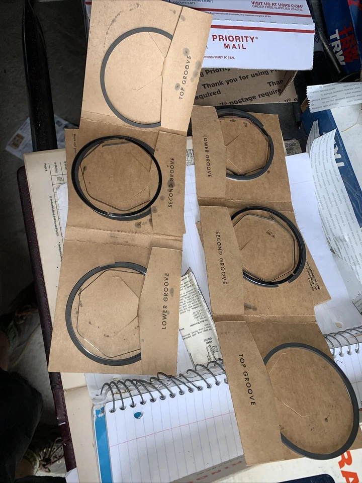 Juego de anillos de pistón TRW 0640STD motor de cuatro cilindros Volkswagen 62-67 1500 cc Foto 3 de 3