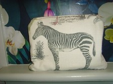 NEW IN BLACK & GOLD CHENILE ZEBRA  JUNGLE  zipped purse 21cm x 15cm LINED 