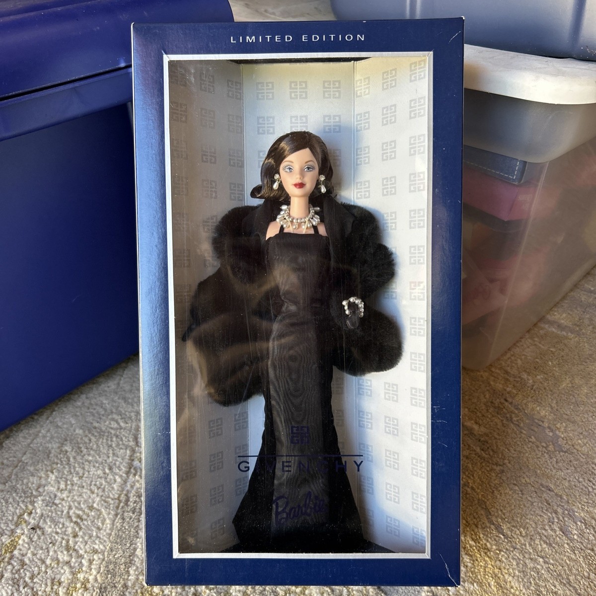 Unopened! 1999 Givenchy Barbie Limited Edition Collectibles 24635