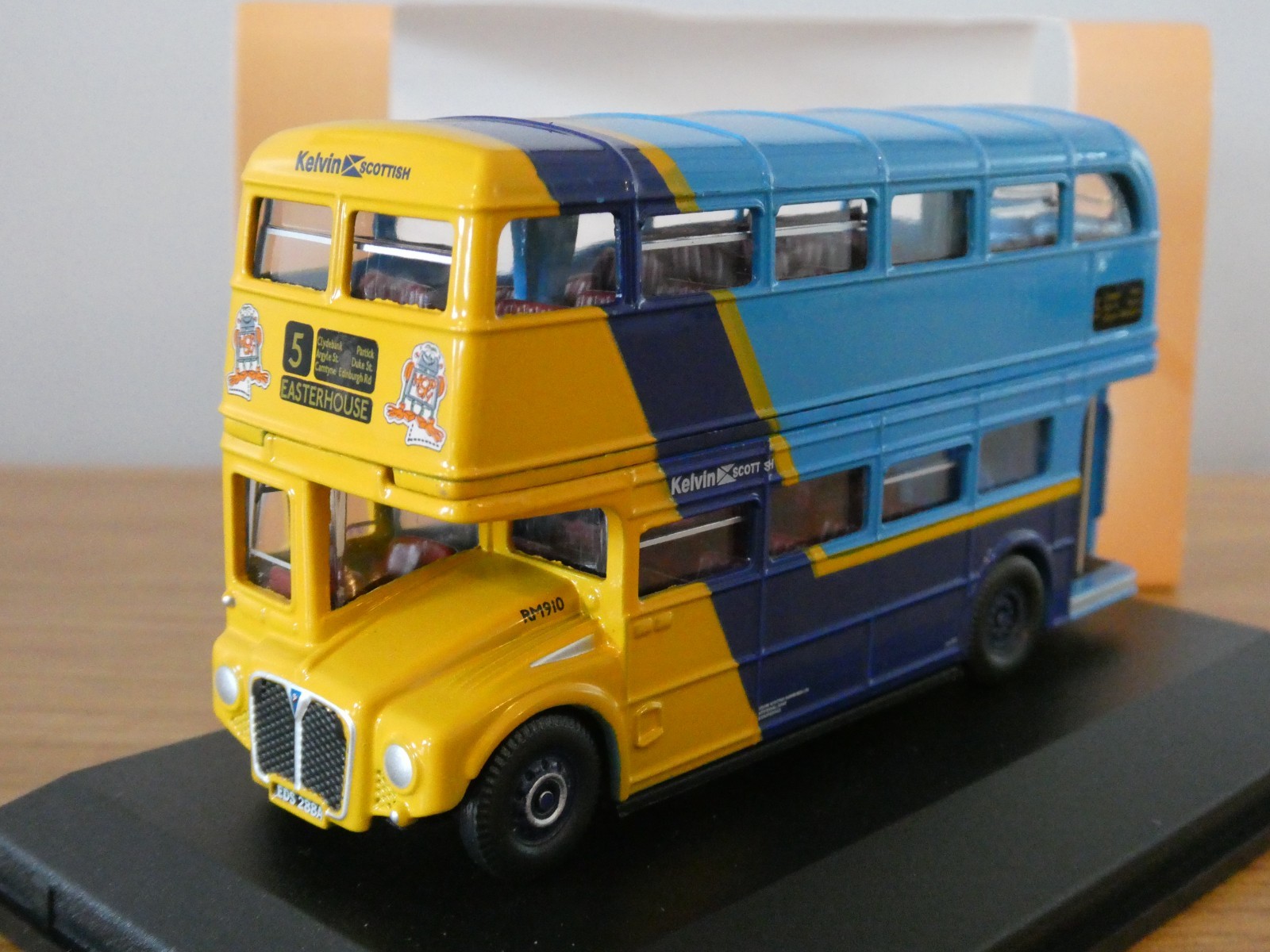 OXFORD KELVIN SCOTTISH GLASGOW AEC ROUTEMASTER RM BUS MODEL 76RM113 1:76