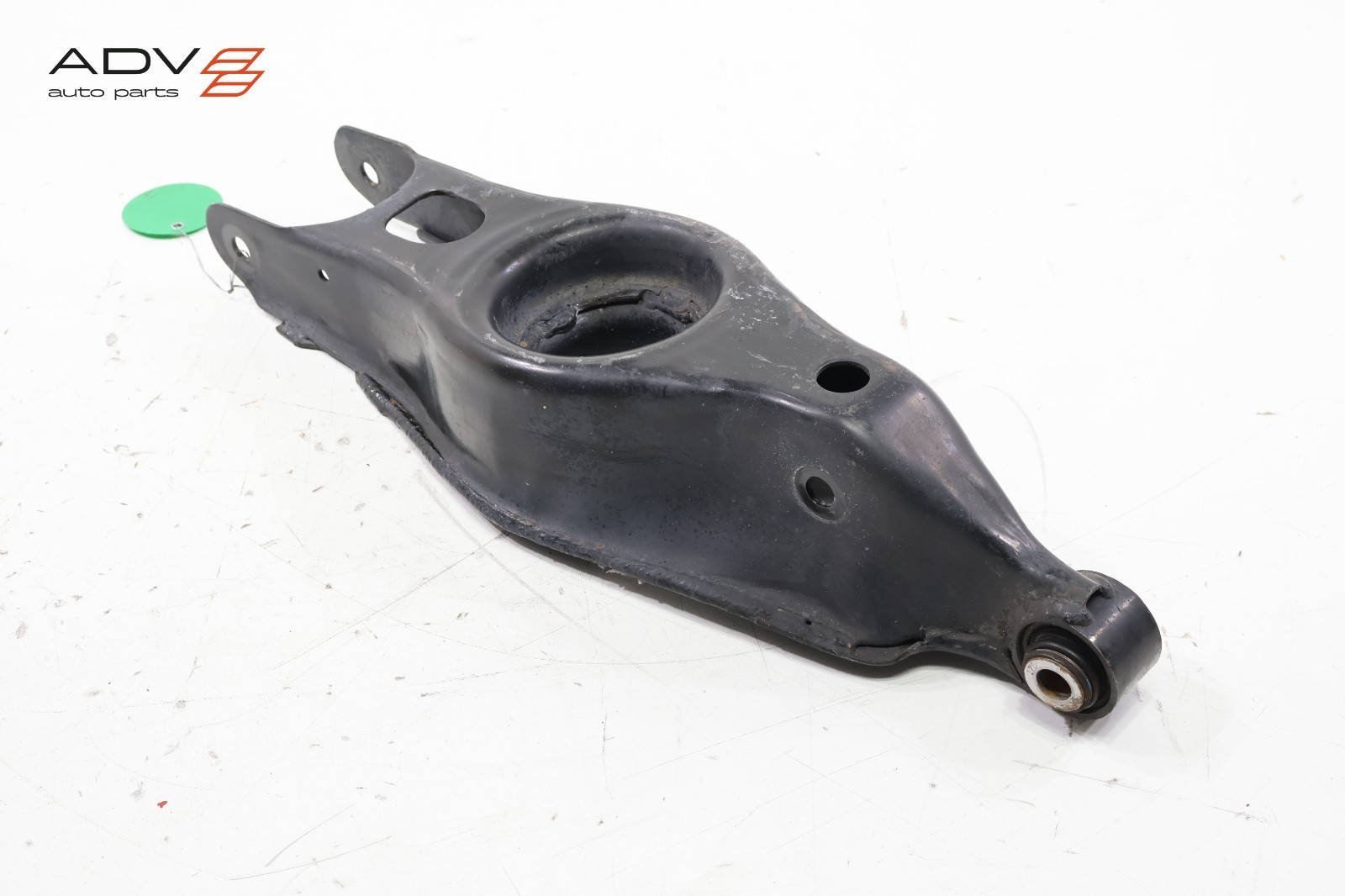 2014 - 2024 MASERATI GHIBLI REAR RIGHT SIDE LOWER CONTROL ARM SPRING PERCH OEM
