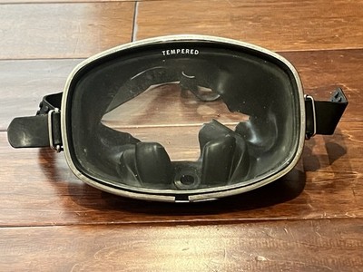 Vintage Scubapro Scuba Pro Vision Tempered Glass Diving Adjustable Mask Goggles