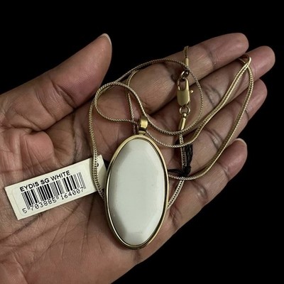 Vintage Necklace Dyrberg Kern White Oval Pendant Metal Chain Gold tone 18  NWT