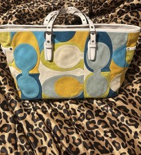 Vintage Coach Suede Optic Signature Gallery T...