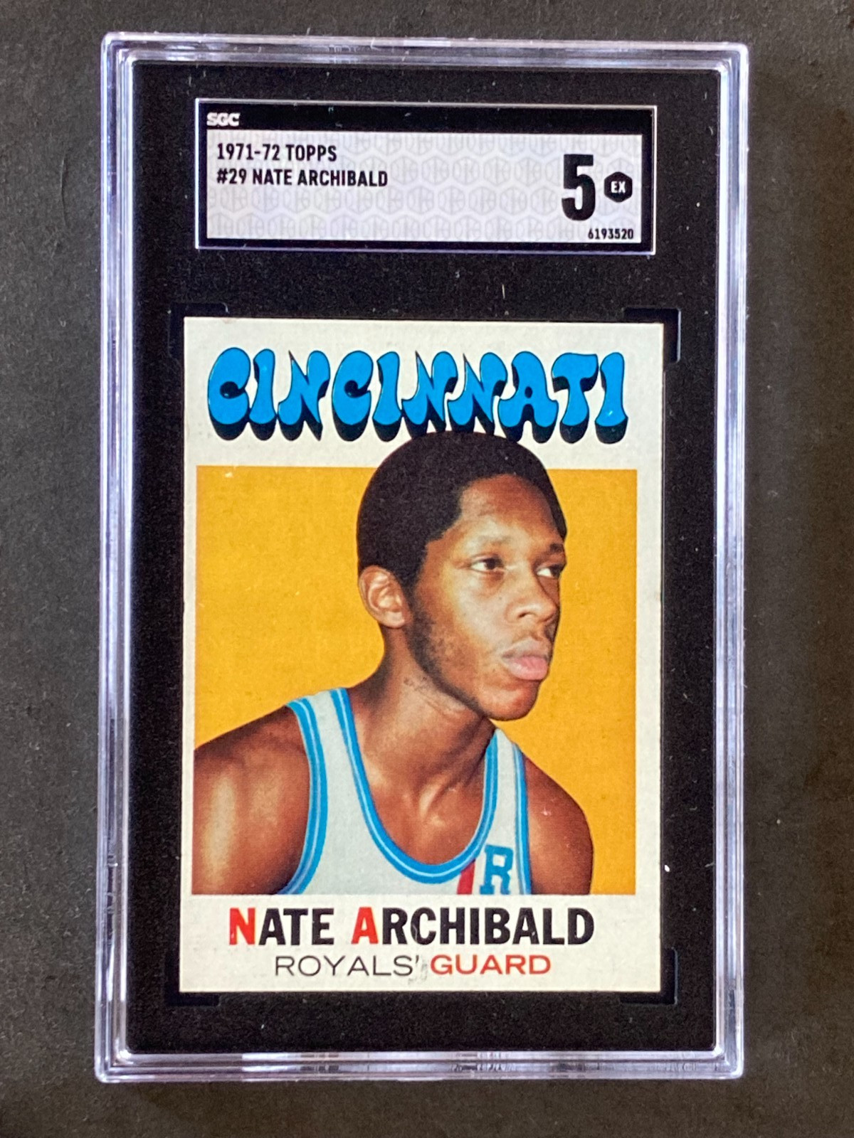 1971 Topps #29 Nate Archibald RC SGC 5
