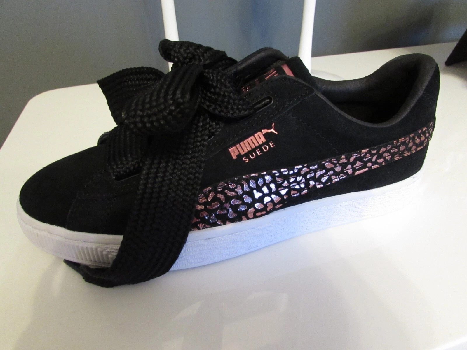 Scarpe da ginnastica PUMA in camoscio originali per ragazze taglia UK 3 5 euro 36 *Sneaker