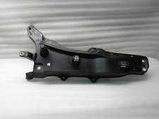 Volvo XC90 2016 Left fender mounting bracket 31391777 GRS4684