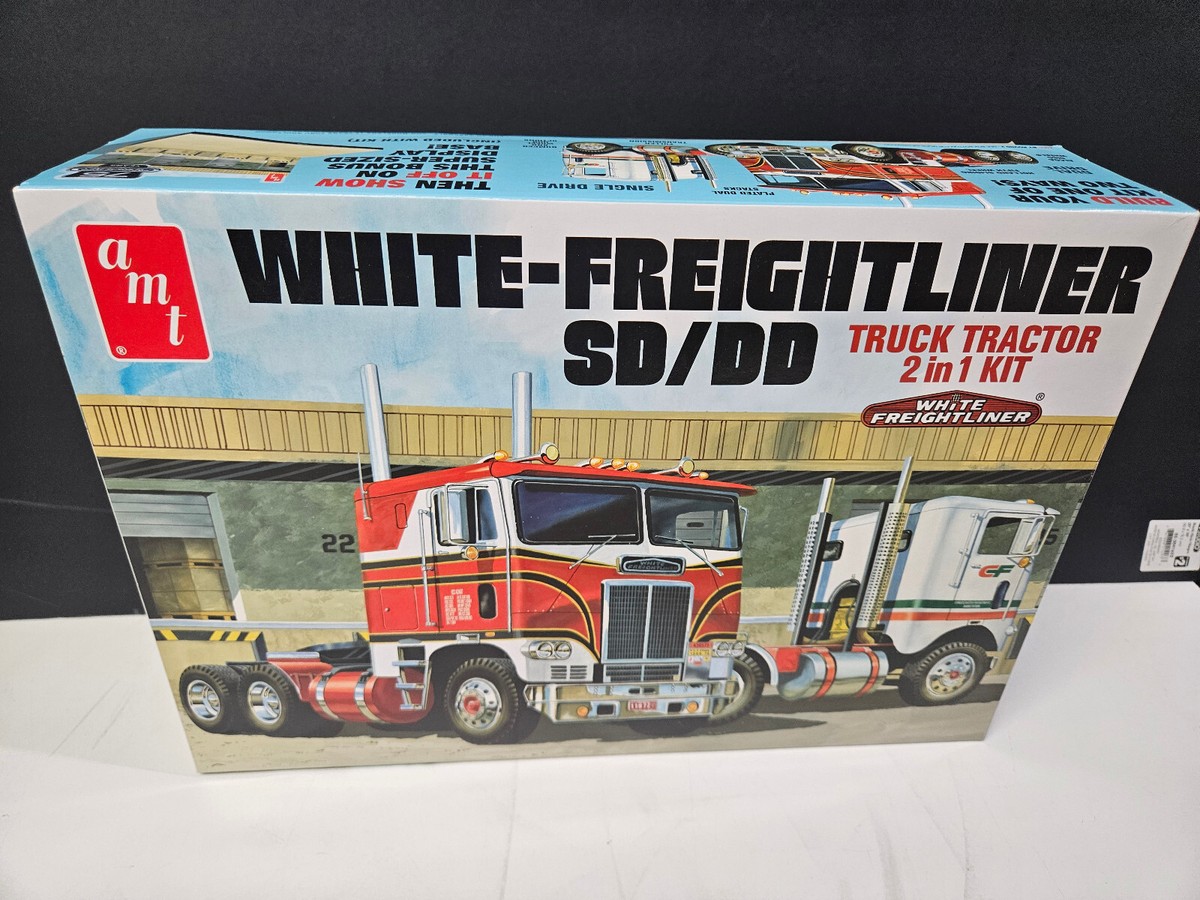 White Freightliner Tractor AMT White Freightliner Cabover Tractor