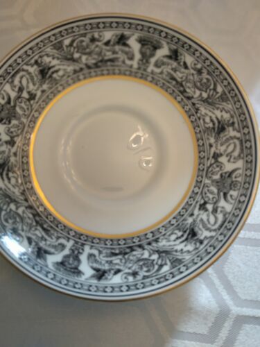 Juego de cena Wedgewood negro florentino para 12 personas con juego de café/té - Imagen 19 de 24