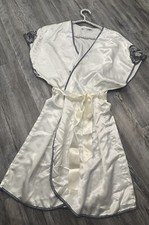VTG 90 s Val Mode Lingerie Women's Ivory Silky Satin Laced Belted Lounge Robe M