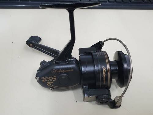 Moulinet de pêche course bobine fixe Shakespeare 2002gg bon etat