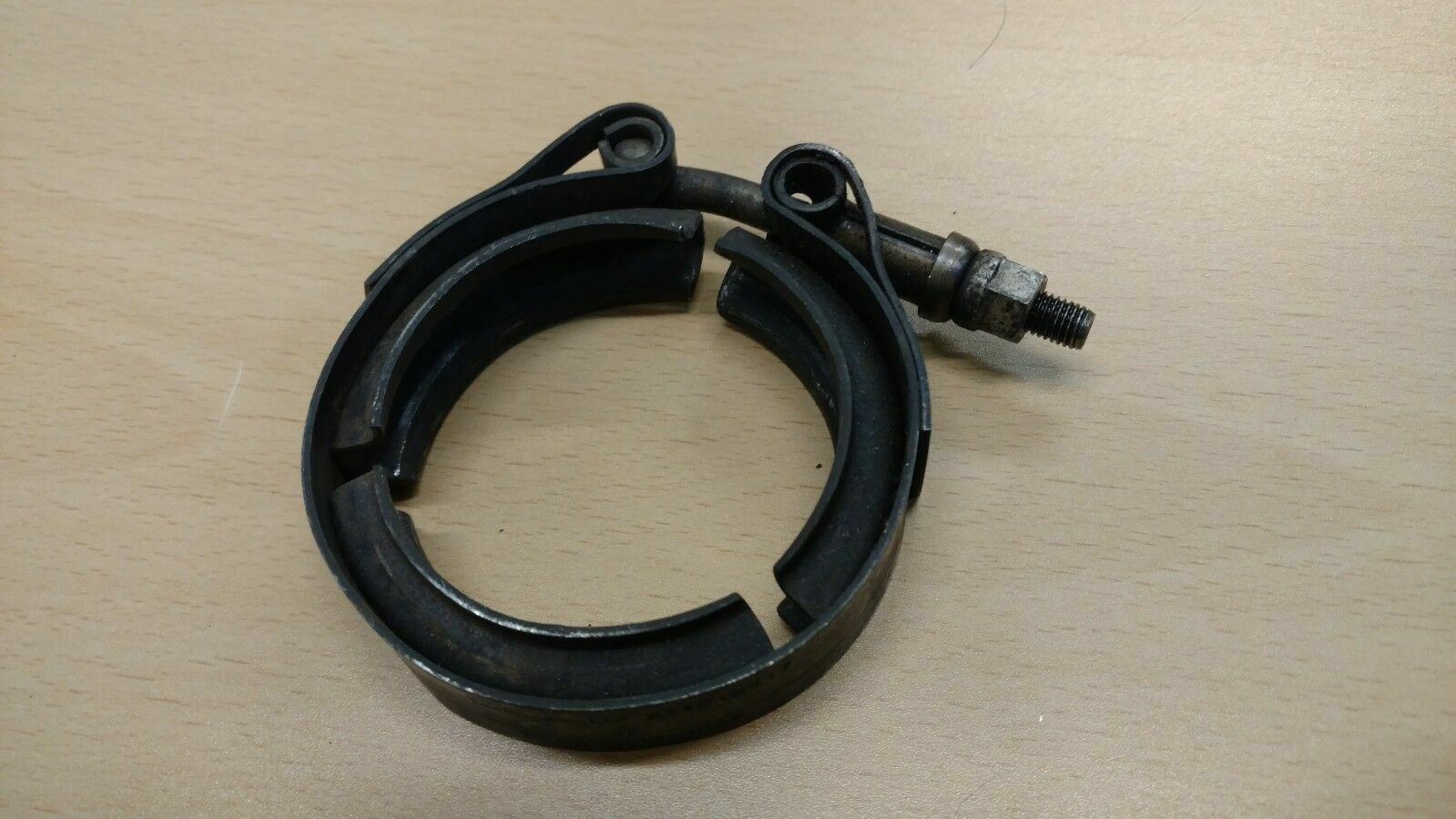 LAMBORGHINI AVENTADOR LP700 LP720 EXHAUST CATALYTIC PIPE CLAMP OEM 07M251189A