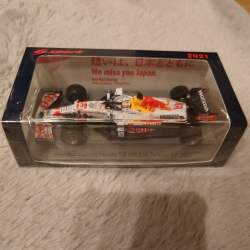 F1 1/43 Spark Red Bull Honda Max Set 2 pezzi Rb16B 2021 Gp Abu Dhabi - Foto 7 di 10
