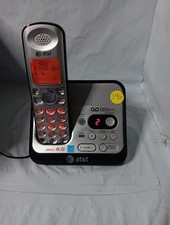 AT T EL52500 DECT 6.0 Cordless Phone with a Digital Answering System.
