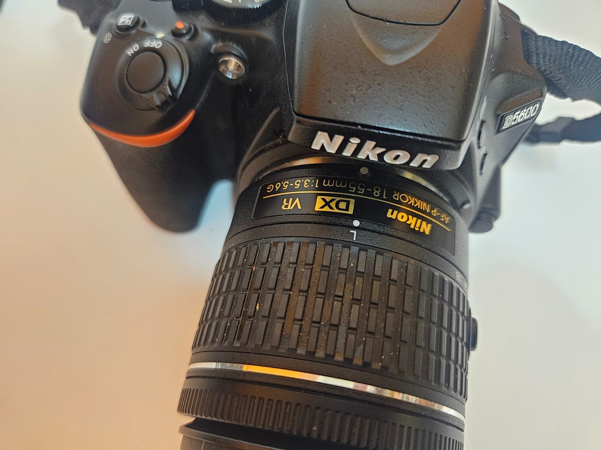 Nikon D5600 DSLR Digital SLR Camera with Nikkor DX VR 18-55mm Lens