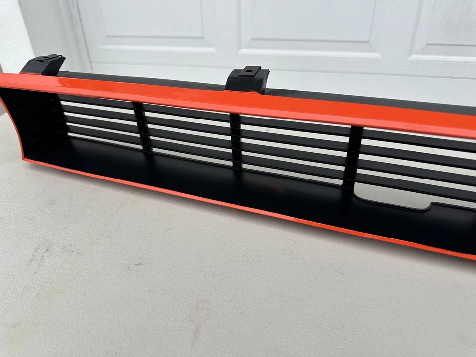 1968 Plymouth GTX / Sport Satellite Grille " Great Condition" (Free Shipping) - Image 4 of 4