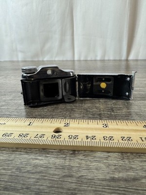 VINTAGE MINIATURE 1950'S CRYSTAR Camera made in Japan | eBay