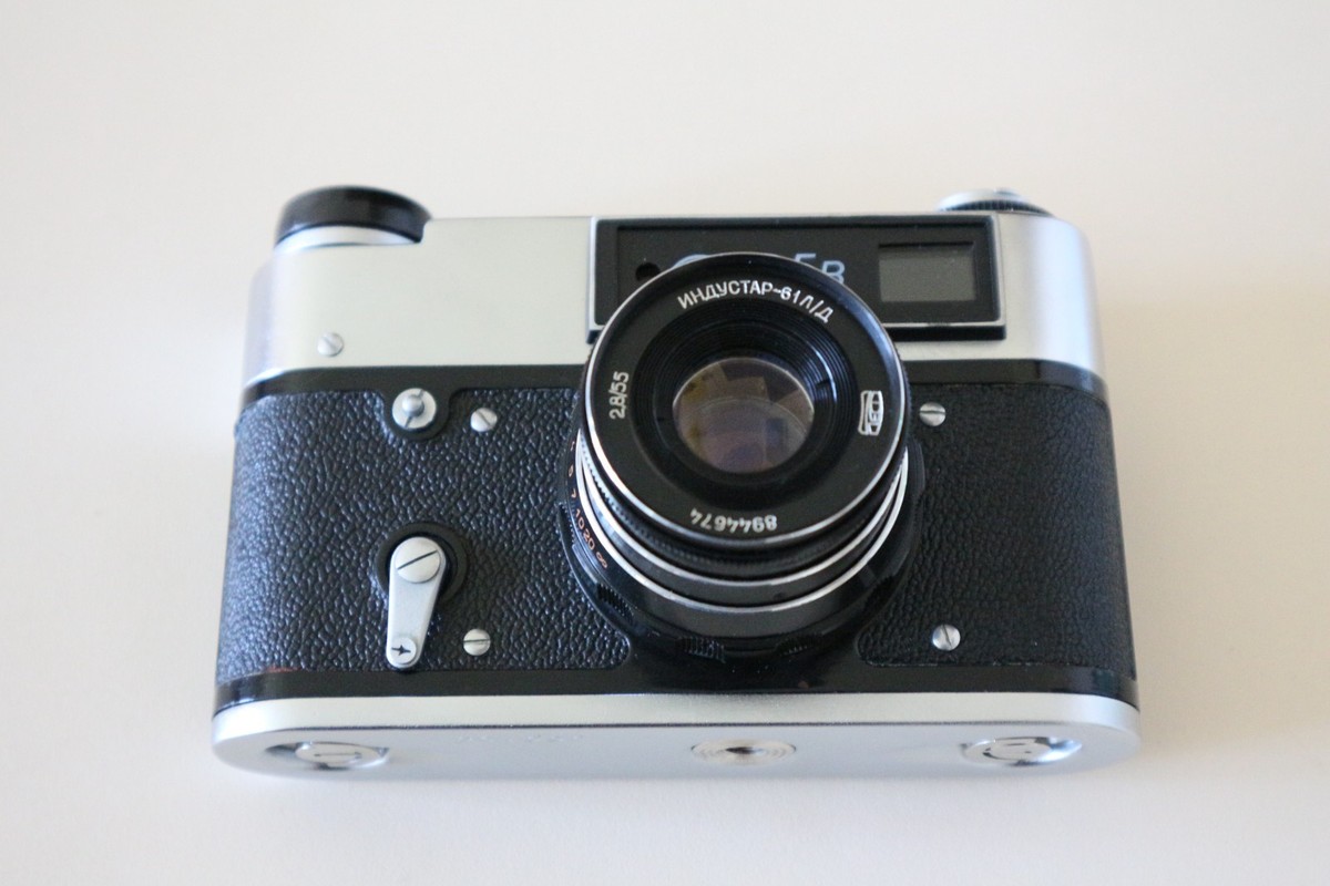 FED V Vintage 35mm Film Camera Rangefinder Lens Industar-61 L/D USSR  LEICA D